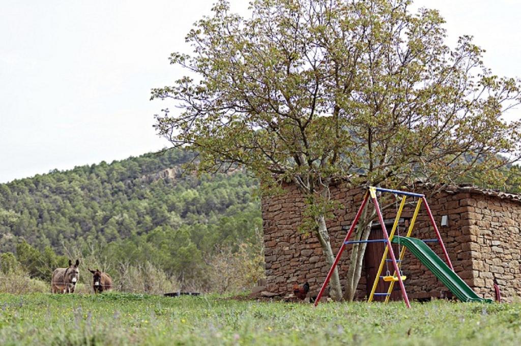 מלון La Baronia de Rialb Masia Ca L'Anima חדר תמונה