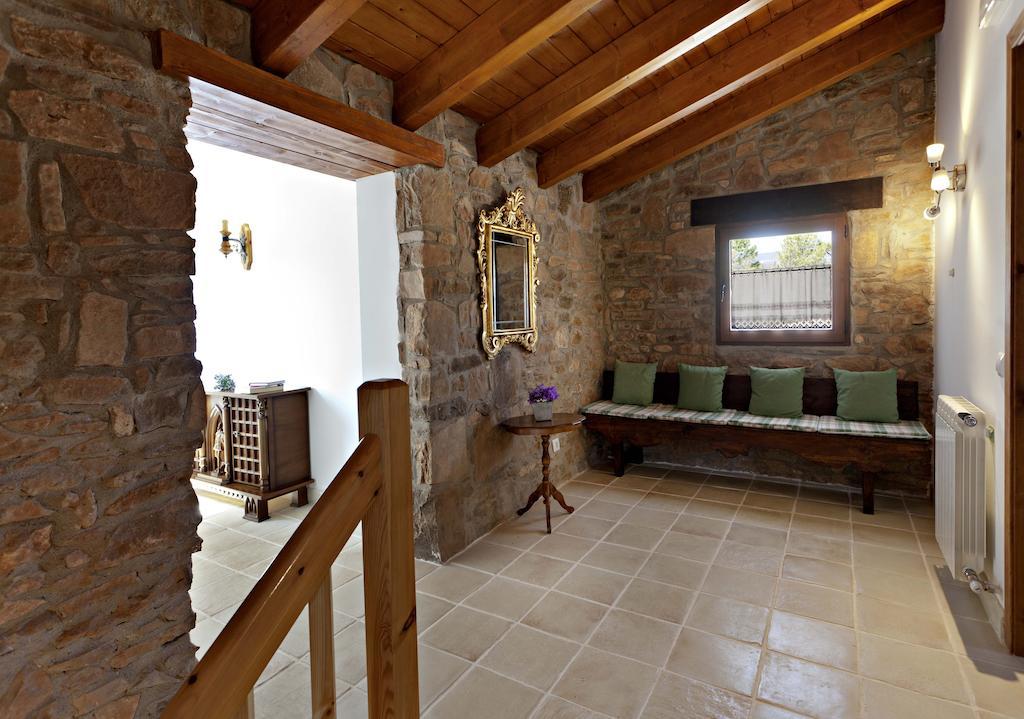 מלון La Baronia de Rialb Masia Ca L'Anima חדר תמונה